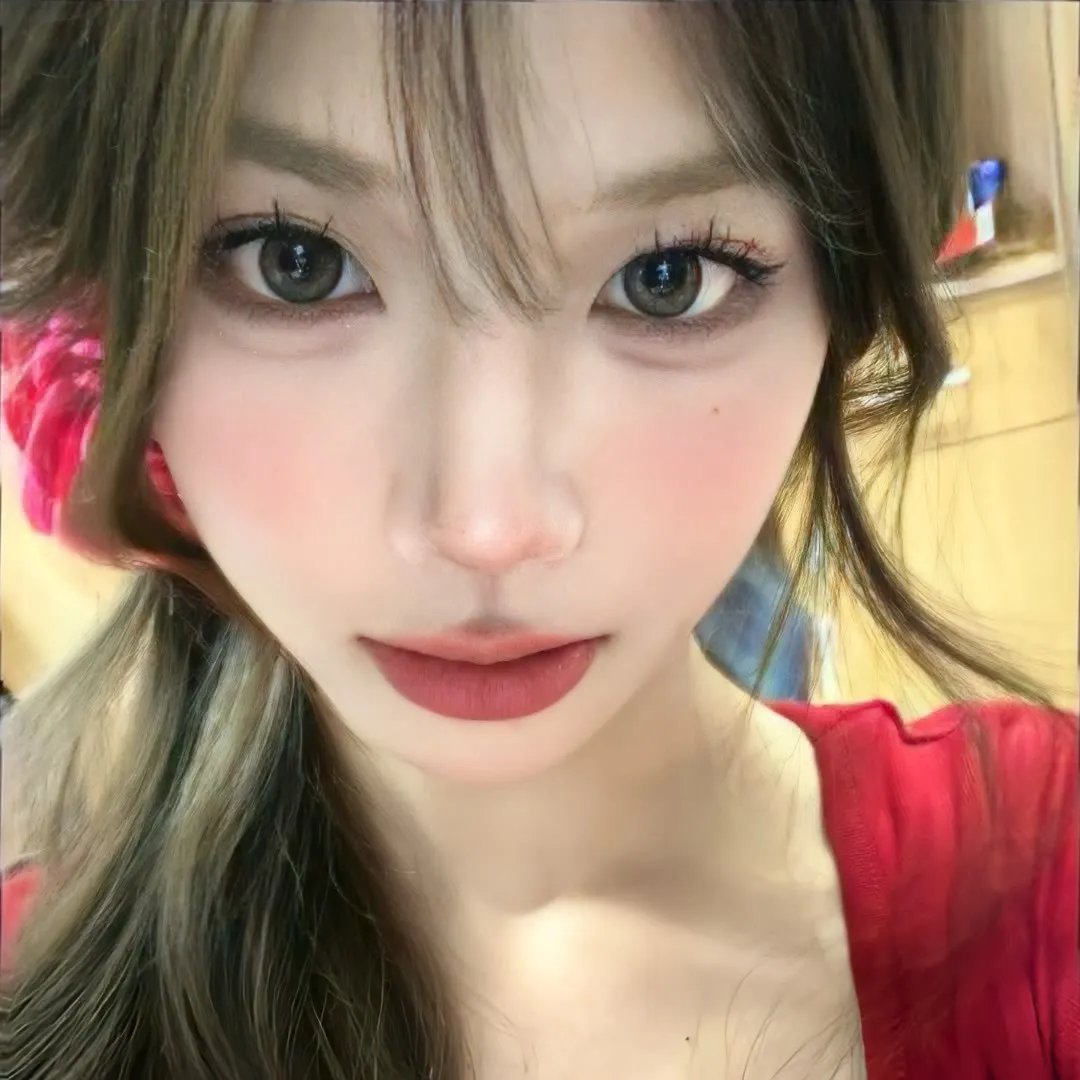 黑影窥窗